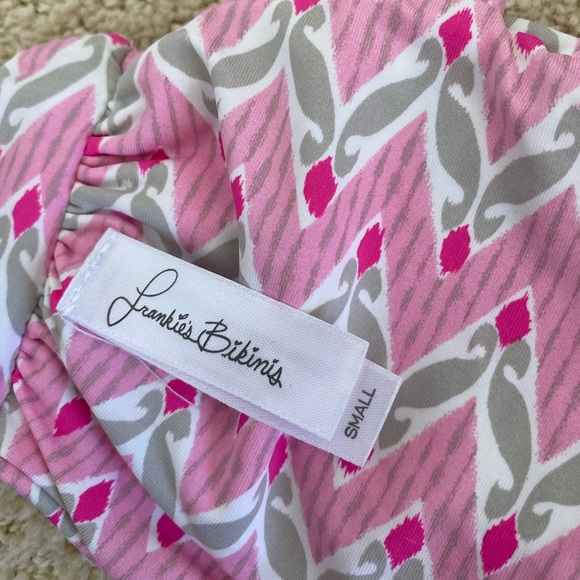 Frankies Bikini Top - Picture 3 of 3